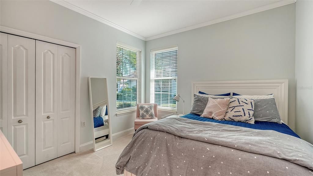 For Sale: $500,000 (2 beds, 2 baths, 1560 Square Feet)