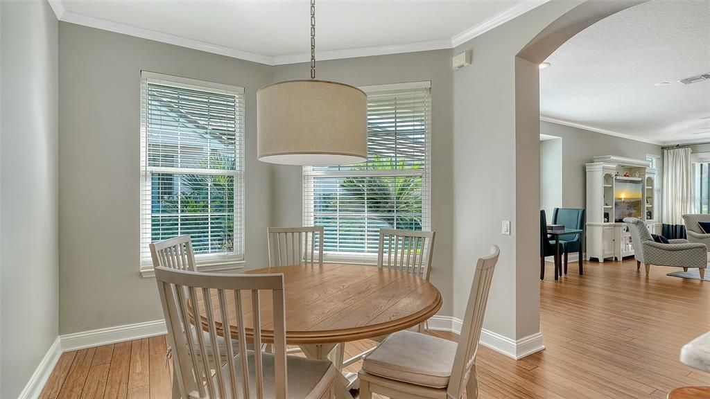 For Sale: $500,000 (2 beds, 2 baths, 1560 Square Feet)