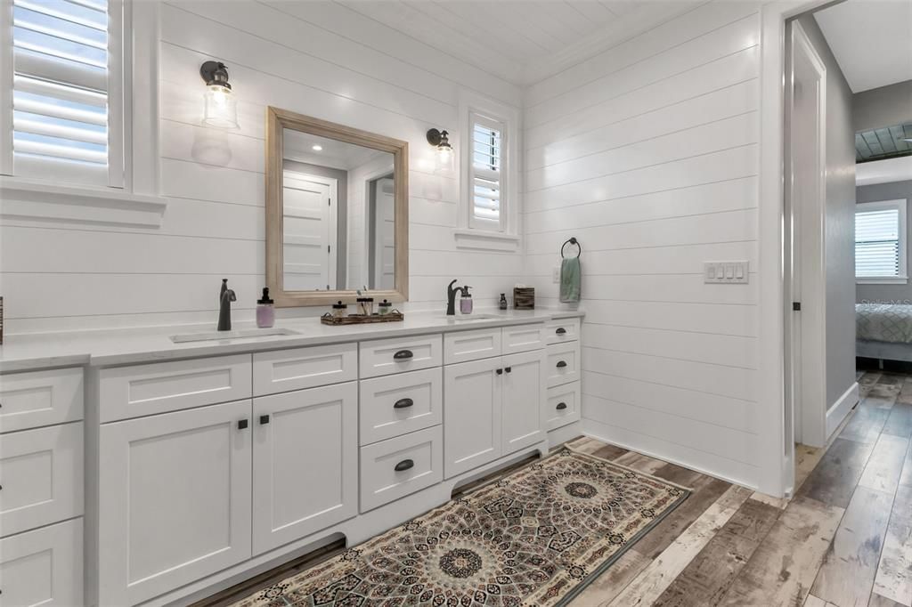 En Venta: $979,900 (3 camas, 2 baños, 1914 Pies cuadrados)