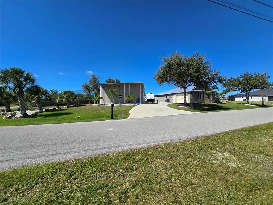 En Venta: $979,900 (3 camas, 2 baños, 1914 Pies cuadrados)