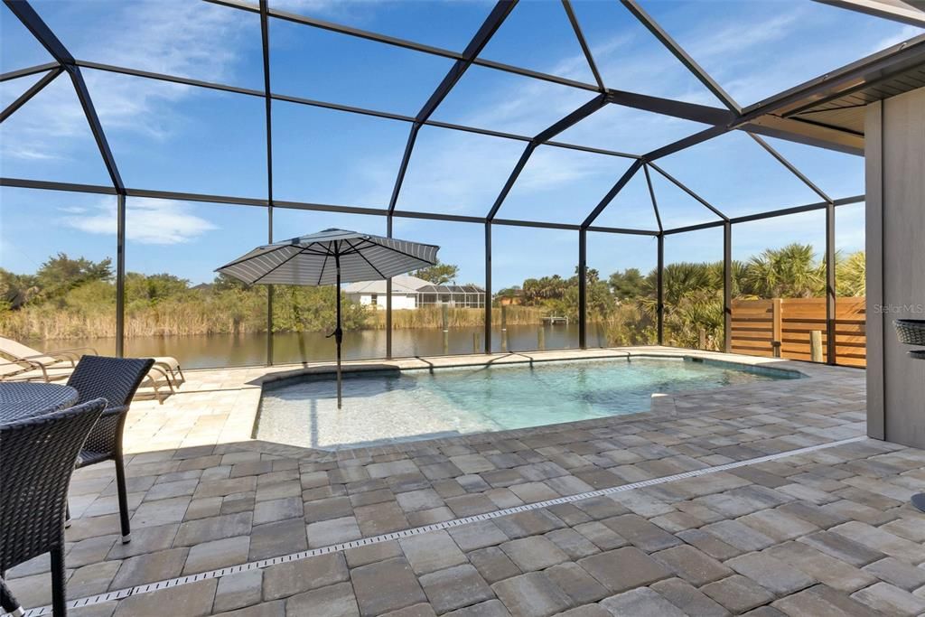 En Venta: $979,900 (3 camas, 2 baños, 1914 Pies cuadrados)