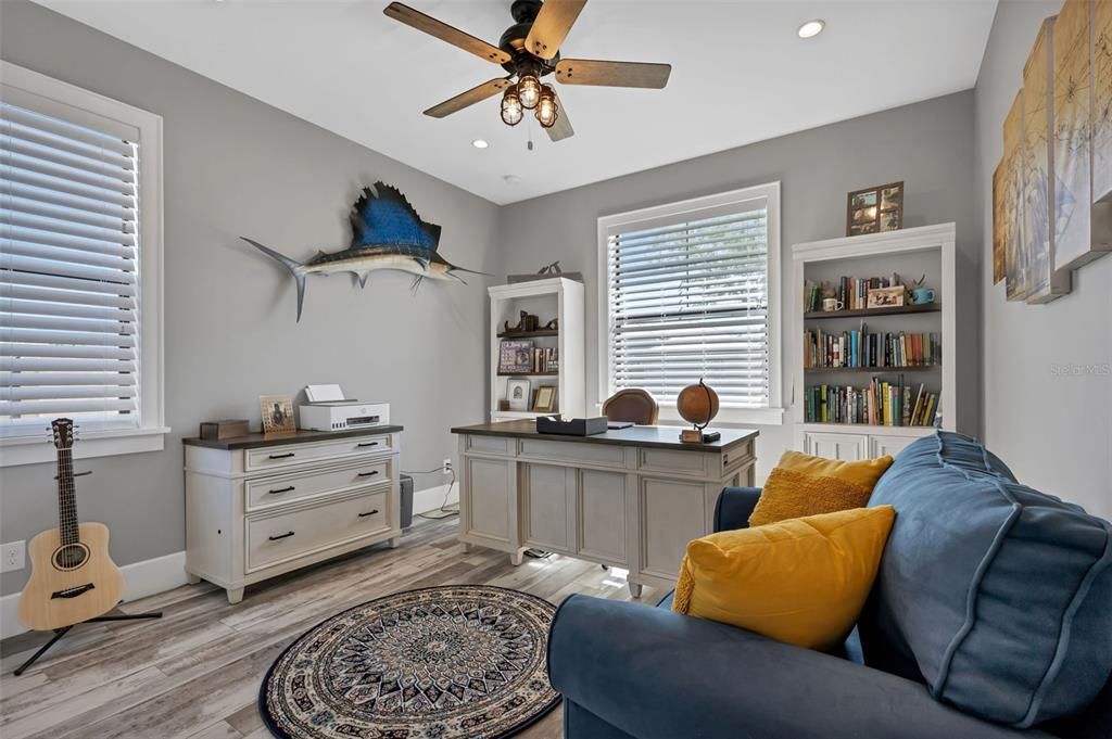 En Venta: $979,900 (3 camas, 2 baños, 1914 Pies cuadrados)