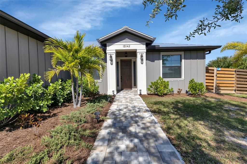 En Venta: $979,900 (3 camas, 2 baños, 1914 Pies cuadrados)