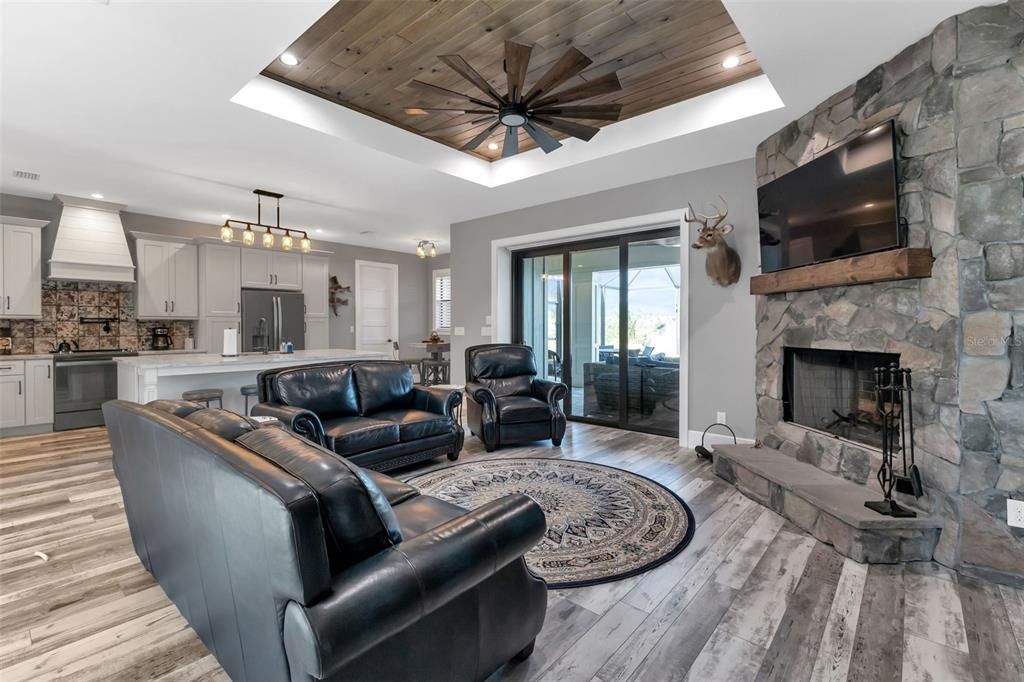 En Venta: $979,900 (3 camas, 2 baños, 1914 Pies cuadrados)