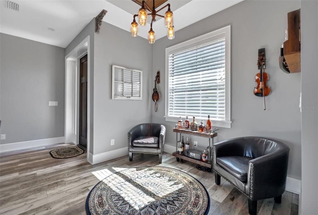 En Venta: $979,900 (3 camas, 2 baños, 1914 Pies cuadrados)