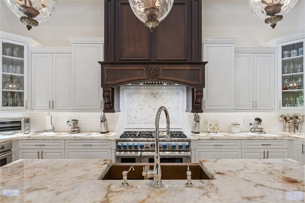 For Sale: $2,999,500 (5 beds, 4 baths, 3461 Square Feet)