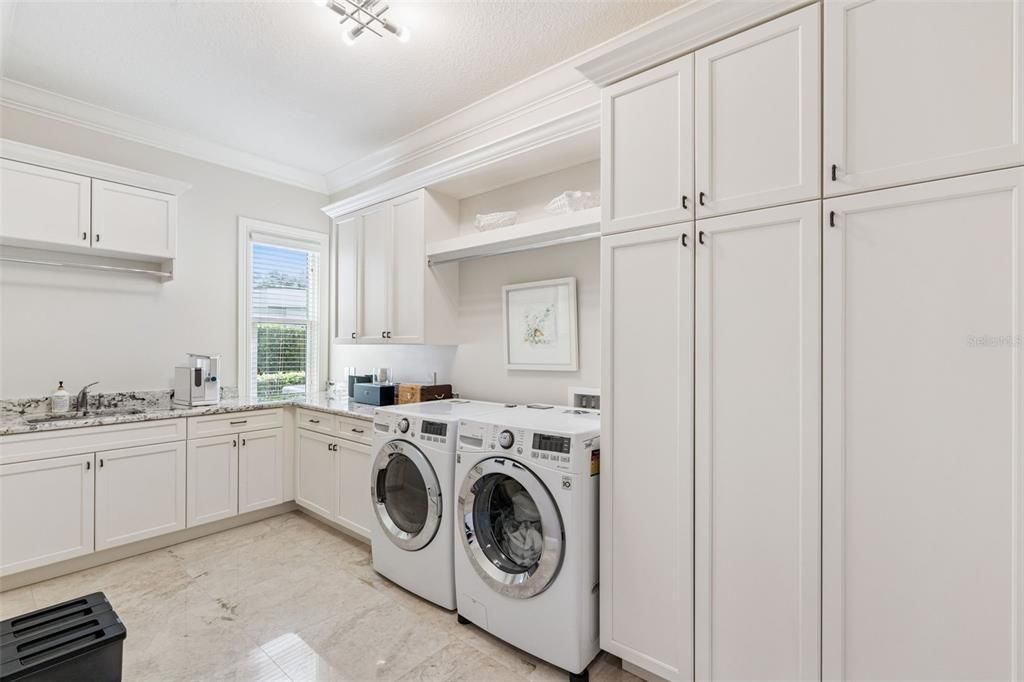 For Sale: $2,999,500 (5 beds, 4 baths, 3461 Square Feet)