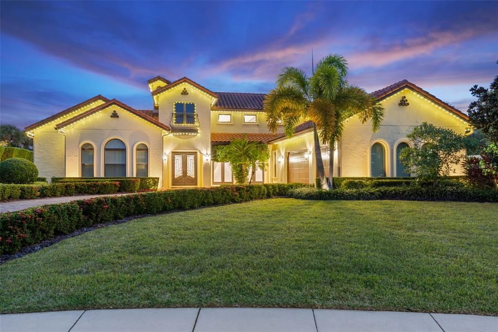 For Sale: $2,999,500 (5 beds, 4 baths, 3461 Square Feet)
