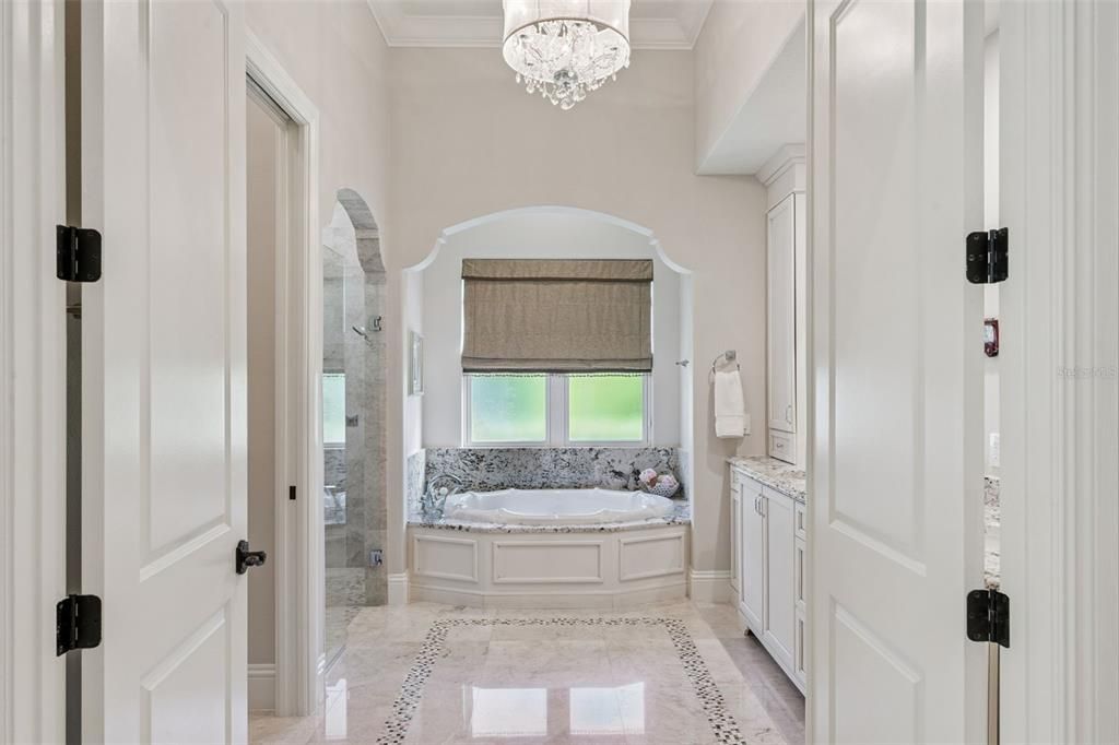 For Sale: $2,999,500 (5 beds, 4 baths, 3461 Square Feet)