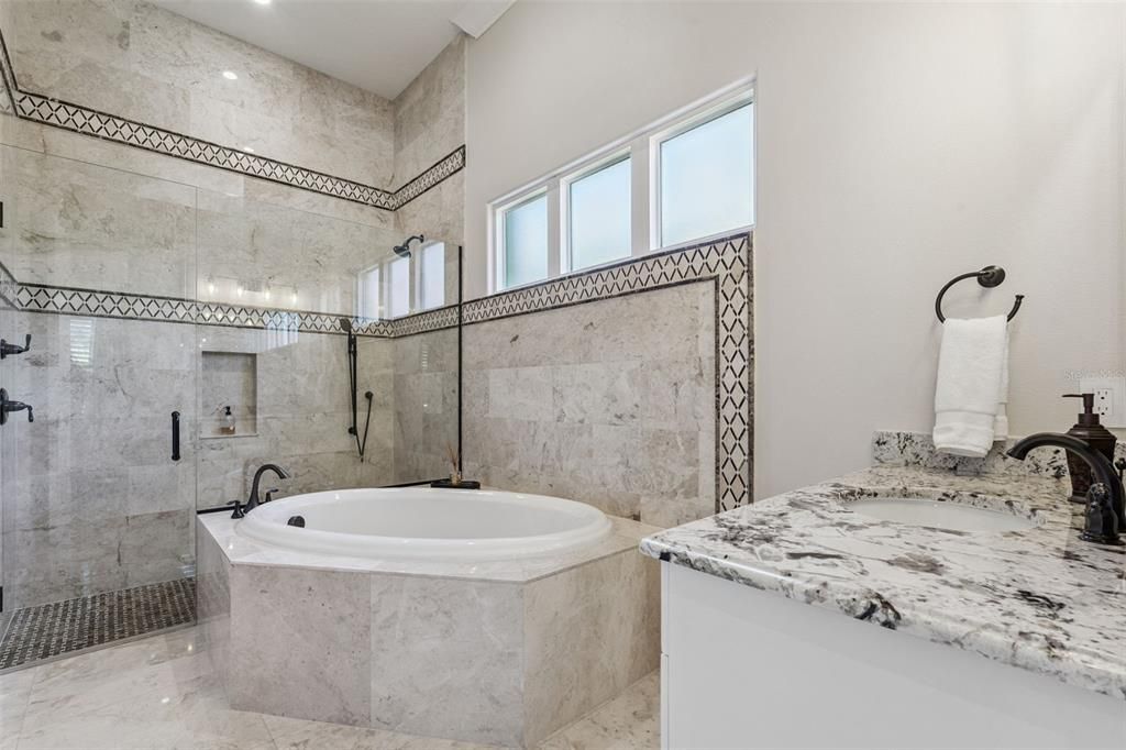 For Sale: $2,999,500 (5 beds, 4 baths, 3461 Square Feet)