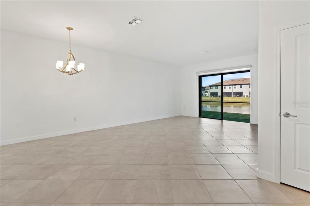 Active With Contract: $310,000 (3 beds, 2 baths, 1925 Square Feet)