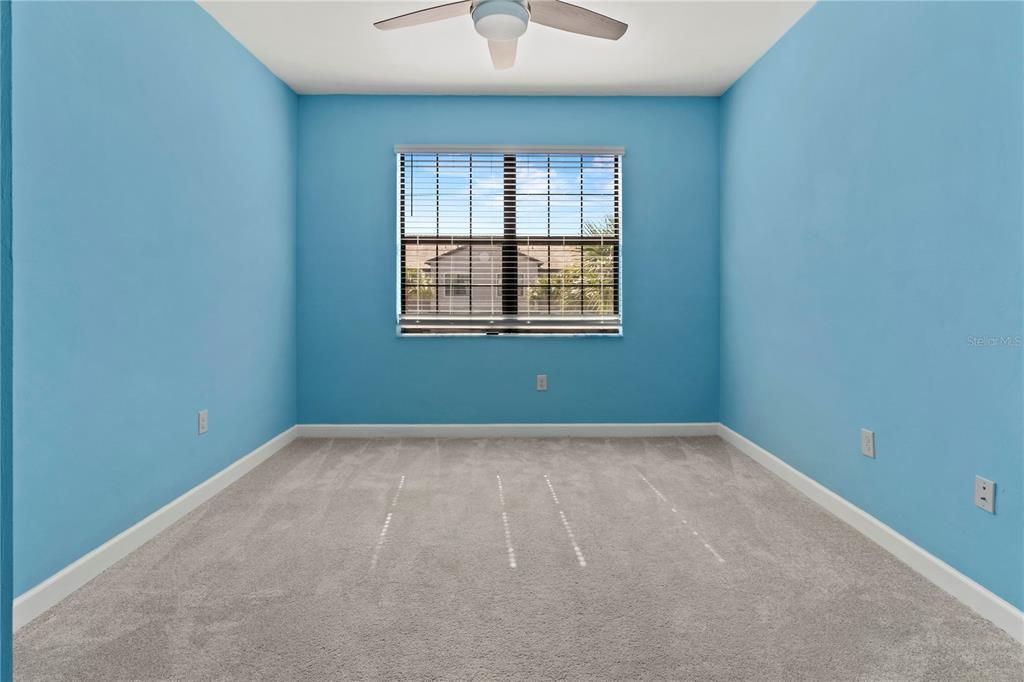 Active With Contract: $310,000 (3 beds, 2 baths, 1925 Square Feet)