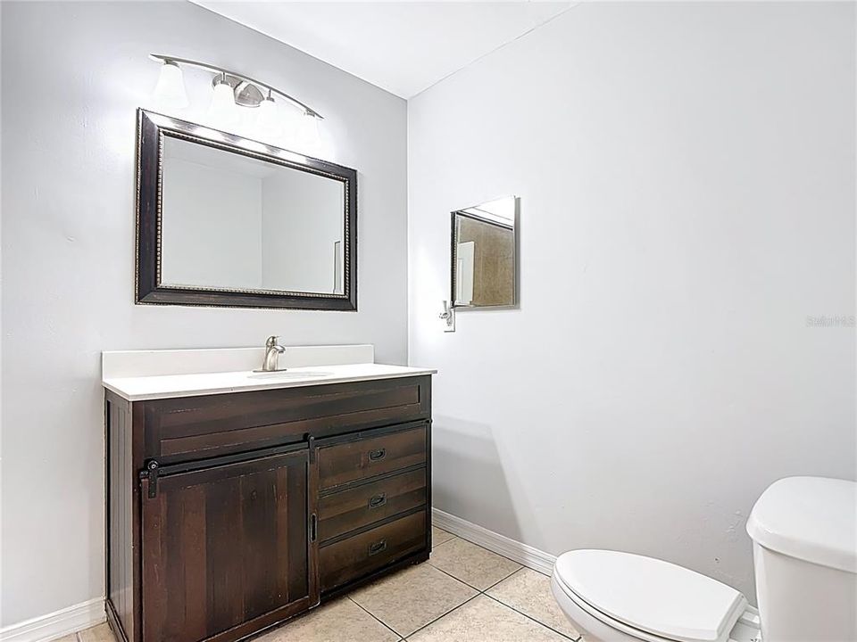 На продажу: $320,000 (3 спален, 2 ванн, 1751 Квадратных фут)