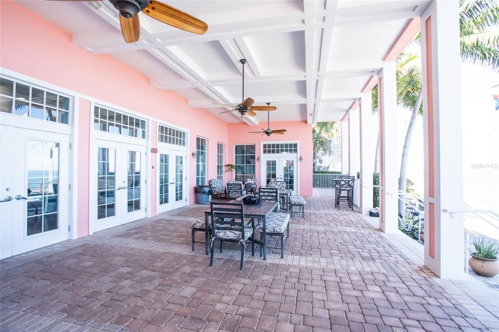 En Venta: $225,000 (1 camas, 1 baños, 823 Pies cuadrados)