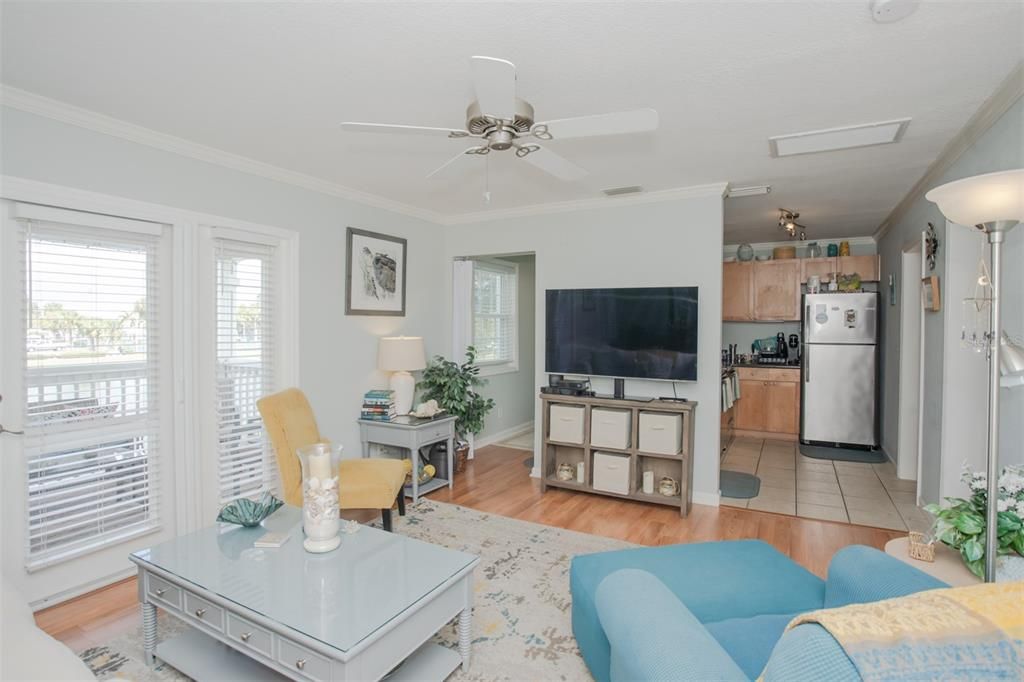 En Venta: $225,000 (1 camas, 1 baños, 823 Pies cuadrados)