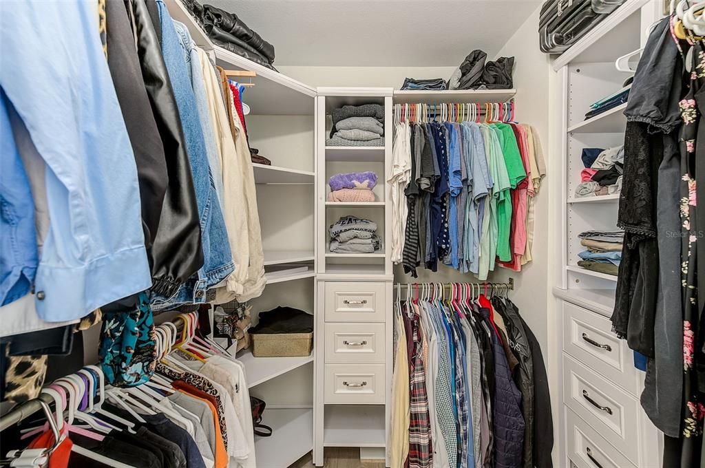 Active With Contract: $599,000 (4 beds, 2 baths, 2008 Square Feet)