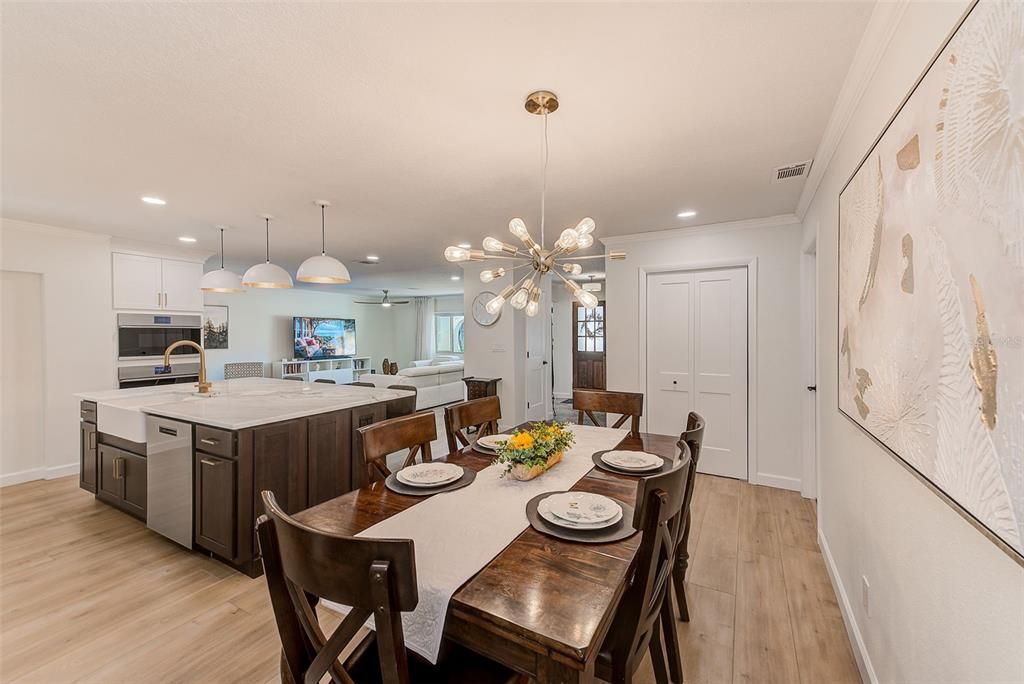 Active With Contract: $599,000 (4 beds, 2 baths, 2008 Square Feet)