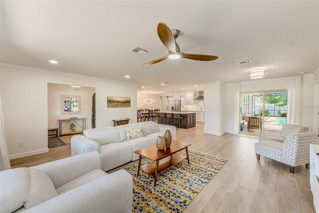 Active With Contract: $599,000 (4 beds, 2 baths, 2008 Square Feet)