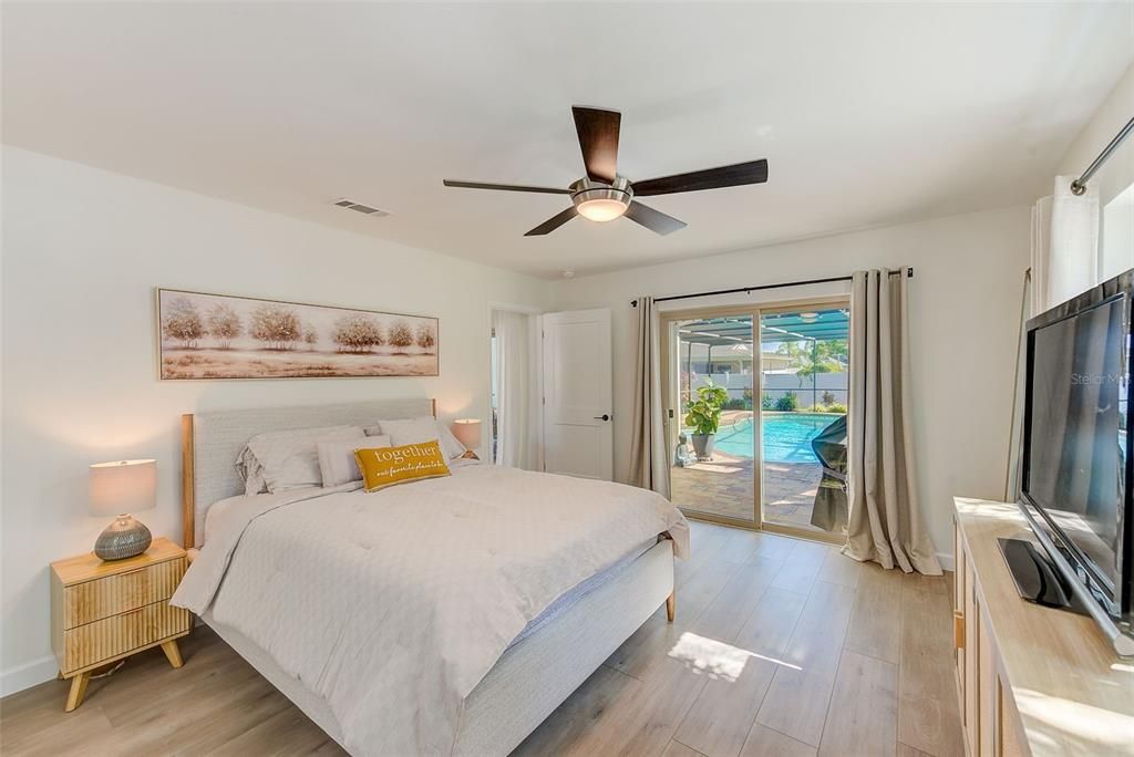 Active With Contract: $599,000 (4 beds, 2 baths, 2008 Square Feet)