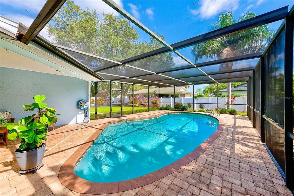 Active With Contract: $599,000 (4 beds, 2 baths, 2008 Square Feet)