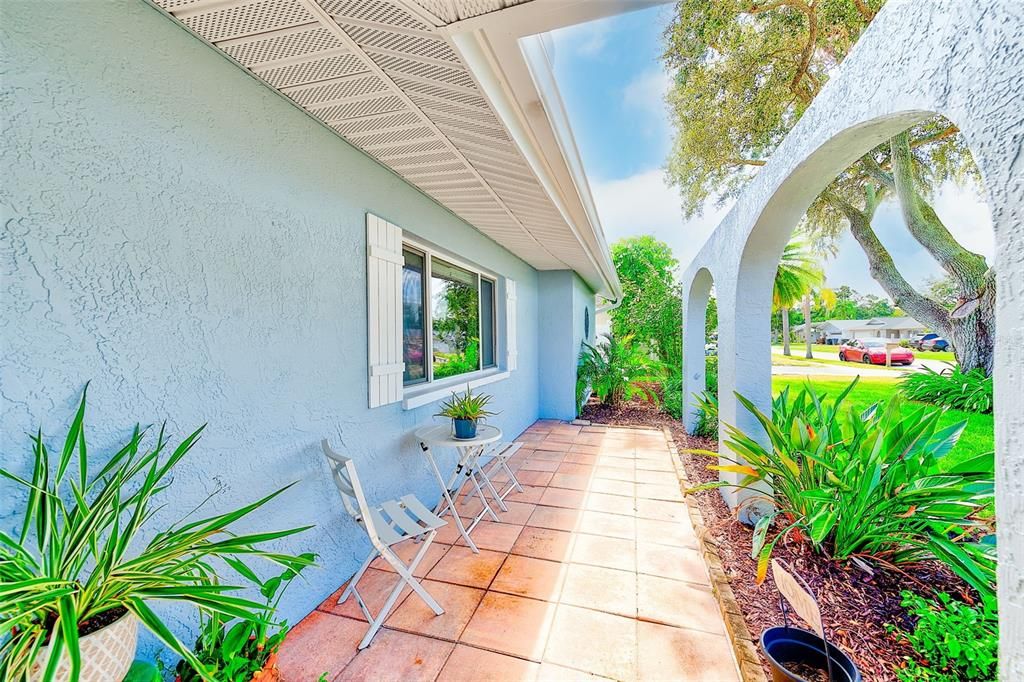 Active With Contract: $599,000 (4 beds, 2 baths, 2008 Square Feet)