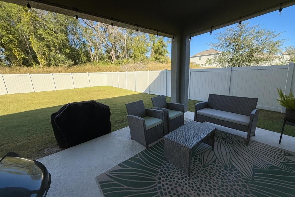 В аренду: $3,800 (5 спален, 3 ванн, 2560 Квадратных фут)