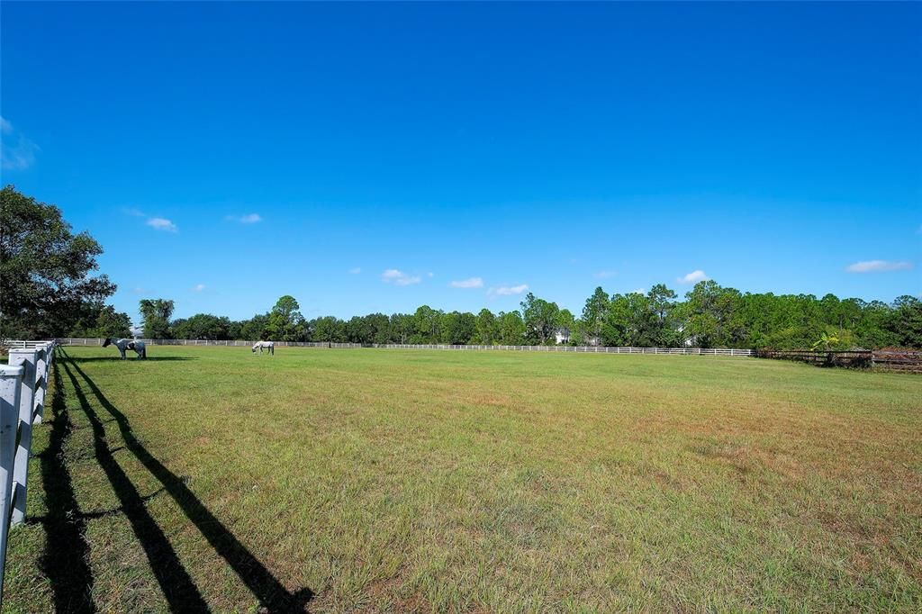 For Sale: $2,000,000 (4 beds, 3 baths, 4062 Square Feet)