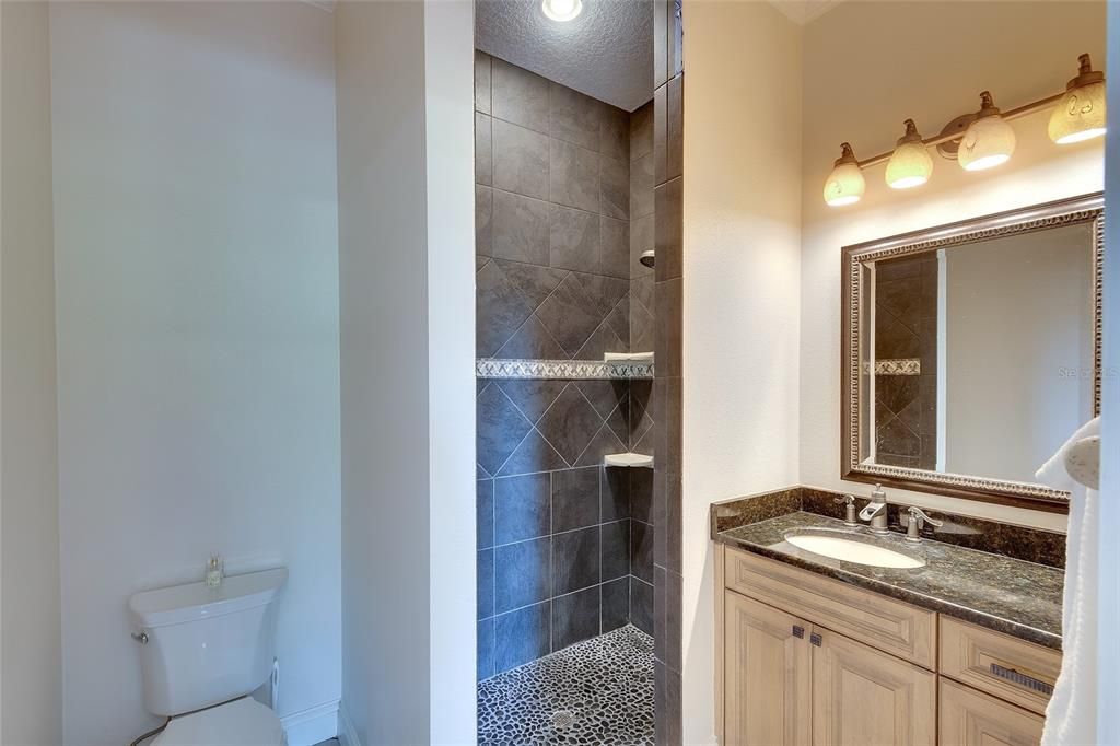 For Sale: $2,000,000 (4 beds, 3 baths, 4062 Square Feet)