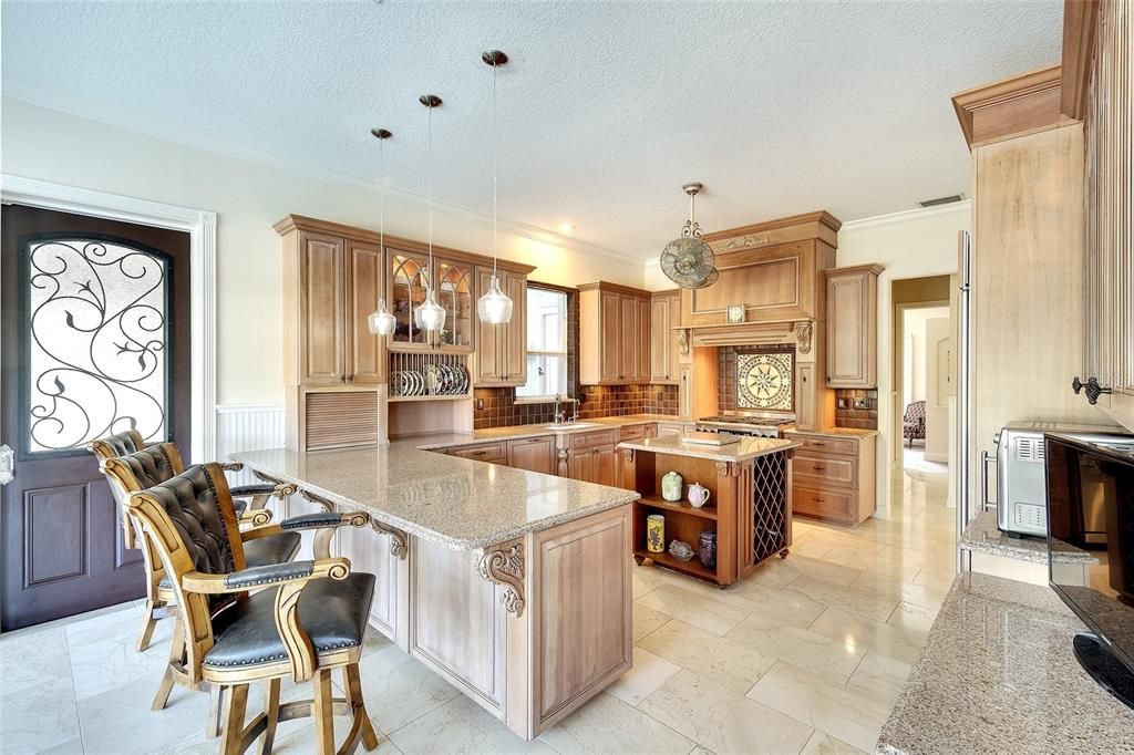 For Sale: $2,000,000 (4 beds, 3 baths, 4062 Square Feet)