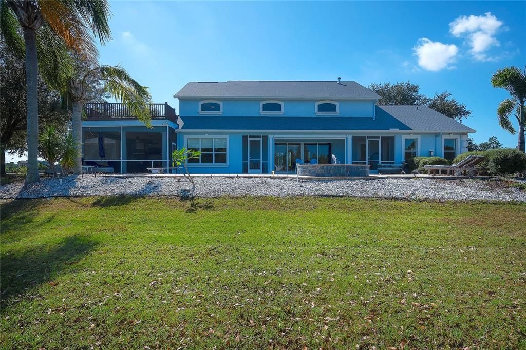 For Sale: $2,000,000 (4 beds, 3 baths, 4062 Square Feet)