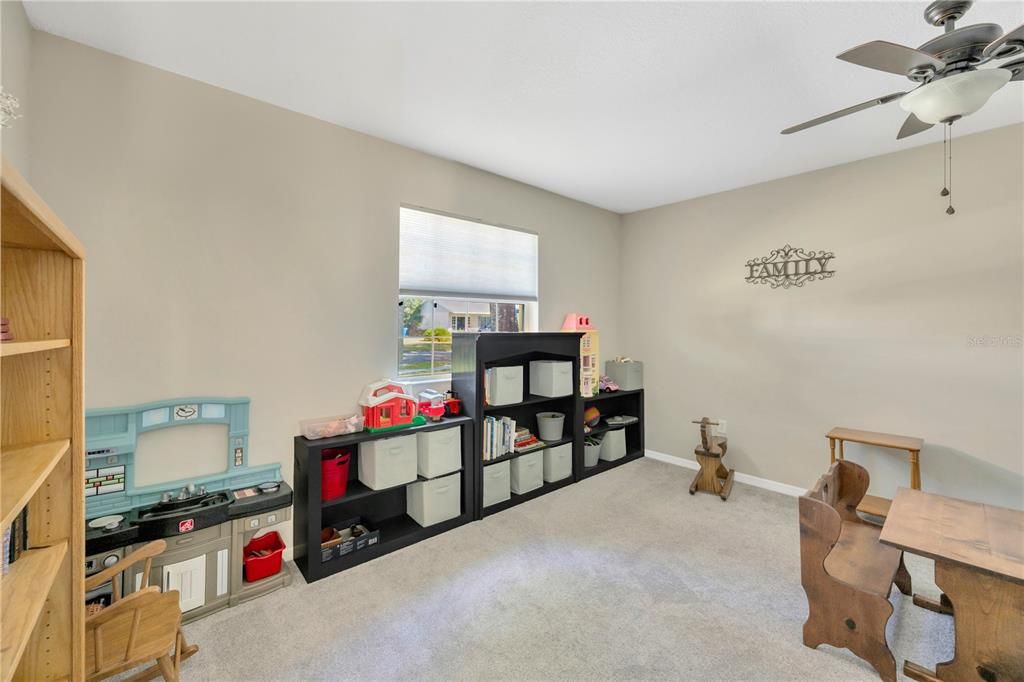 待售: $314,900 (3 贝兹, 1 浴室, 1305 平方英尺)