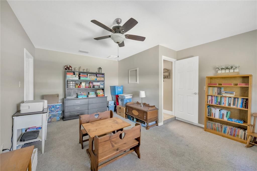 待售: $314,900 (3 贝兹, 1 浴室, 1305 平方英尺)