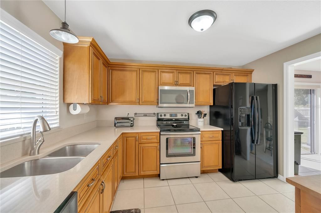 待售: $314,900 (3 贝兹, 1 浴室, 1305 平方英尺)