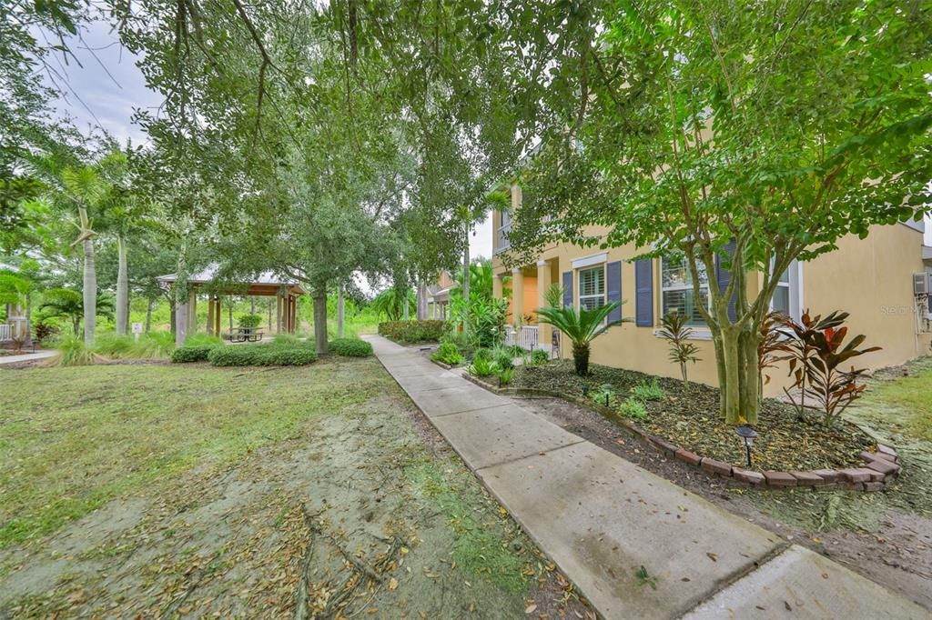 На продажу: $529,000 (4 спален, 3 ванн, 2592 Квадратных фут)