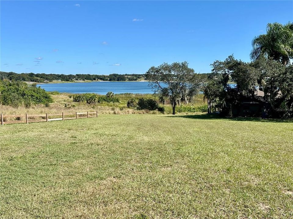 For Rent: $1,175 (1 beds, 1 baths, 700 Square Feet)