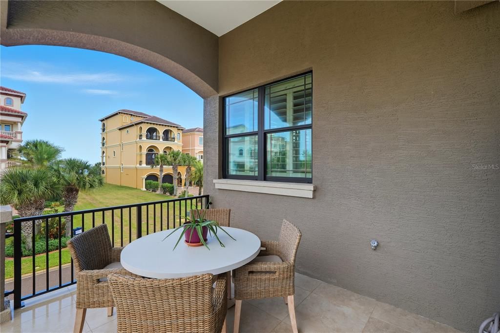 For Sale: $2,550,000 (3 beds, 3 baths, 3991 Square Feet)