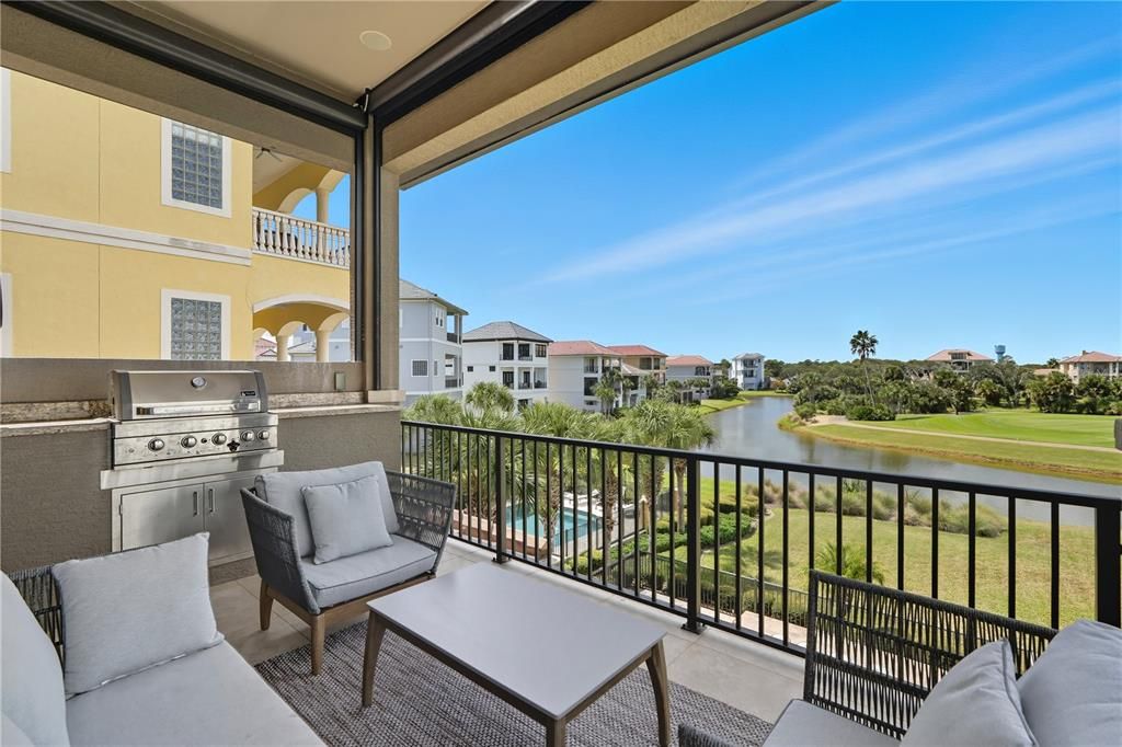 For Sale: $2,550,000 (3 beds, 3 baths, 3991 Square Feet)