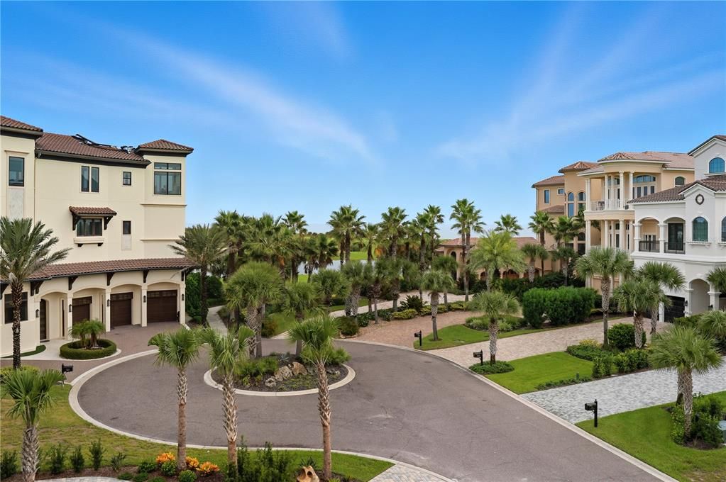 For Sale: $2,550,000 (3 beds, 3 baths, 3991 Square Feet)