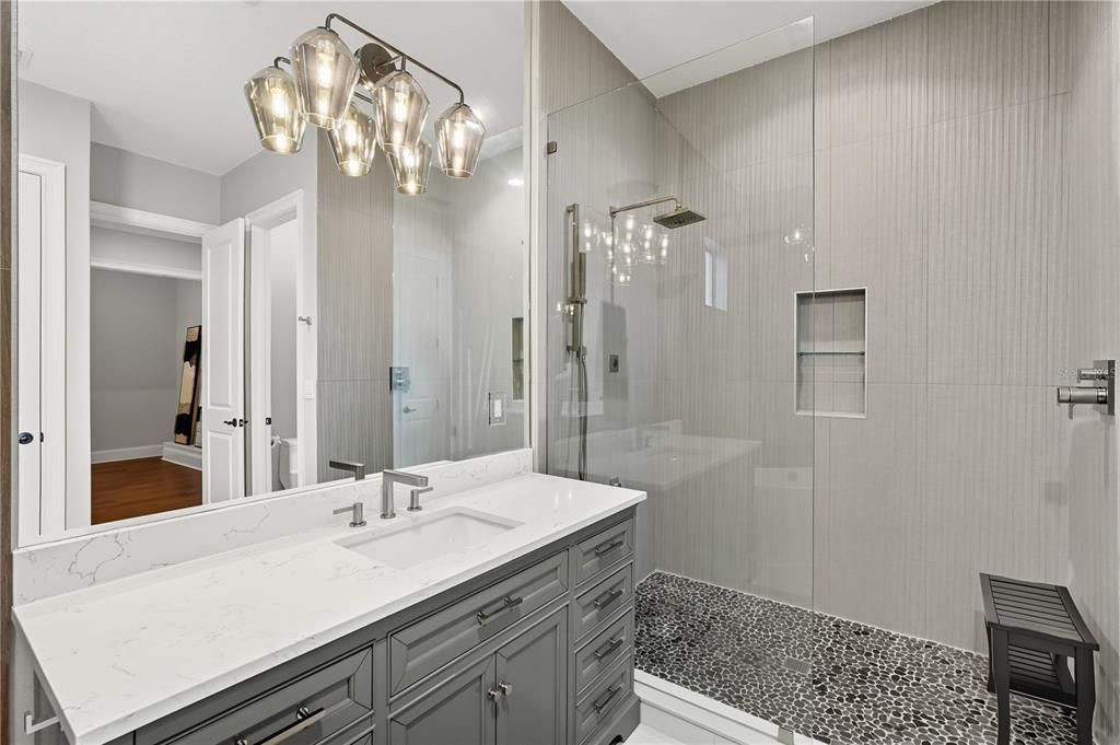 For Sale: $2,550,000 (3 beds, 3 baths, 3991 Square Feet)