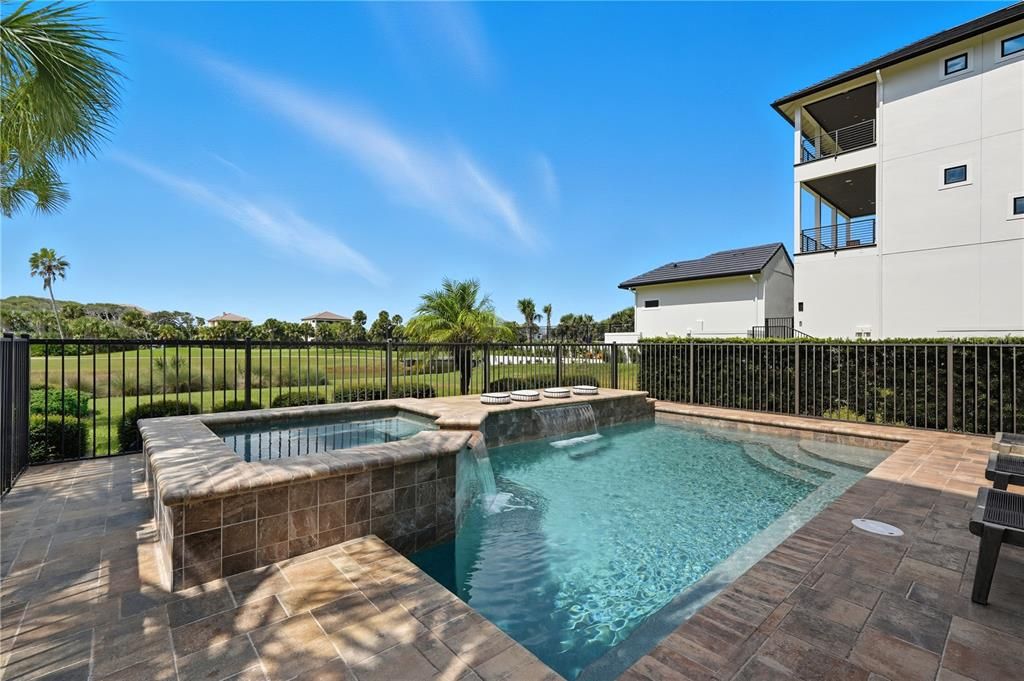 For Sale: $2,550,000 (3 beds, 3 baths, 3991 Square Feet)