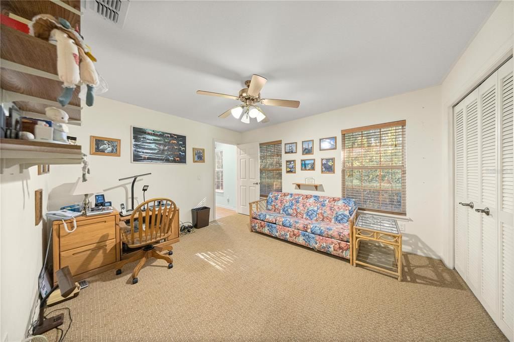 待售: $449,900 (4 贝兹, 2 浴室, 2461 平方英尺)