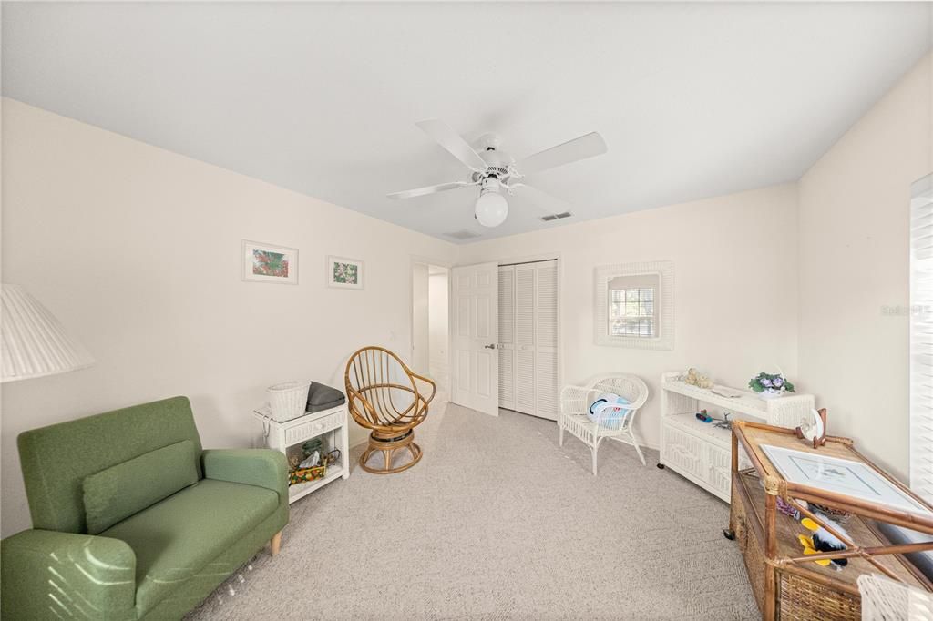 待售: $449,900 (4 贝兹, 2 浴室, 2461 平方英尺)