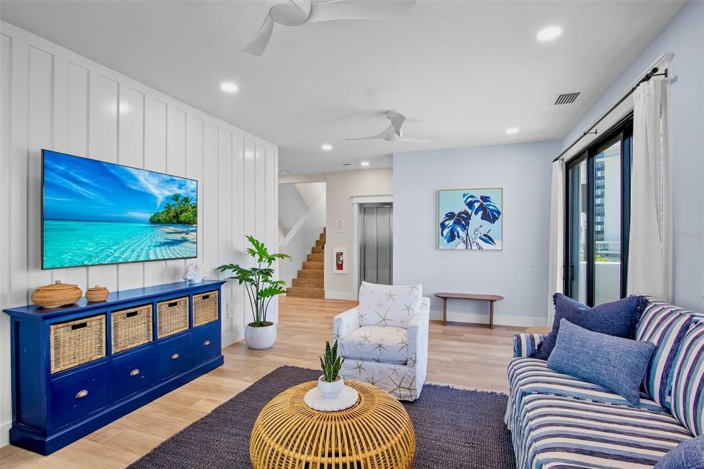 For Sale: $5,290,000 (8 beds, 8 baths, 4380 Square Feet)