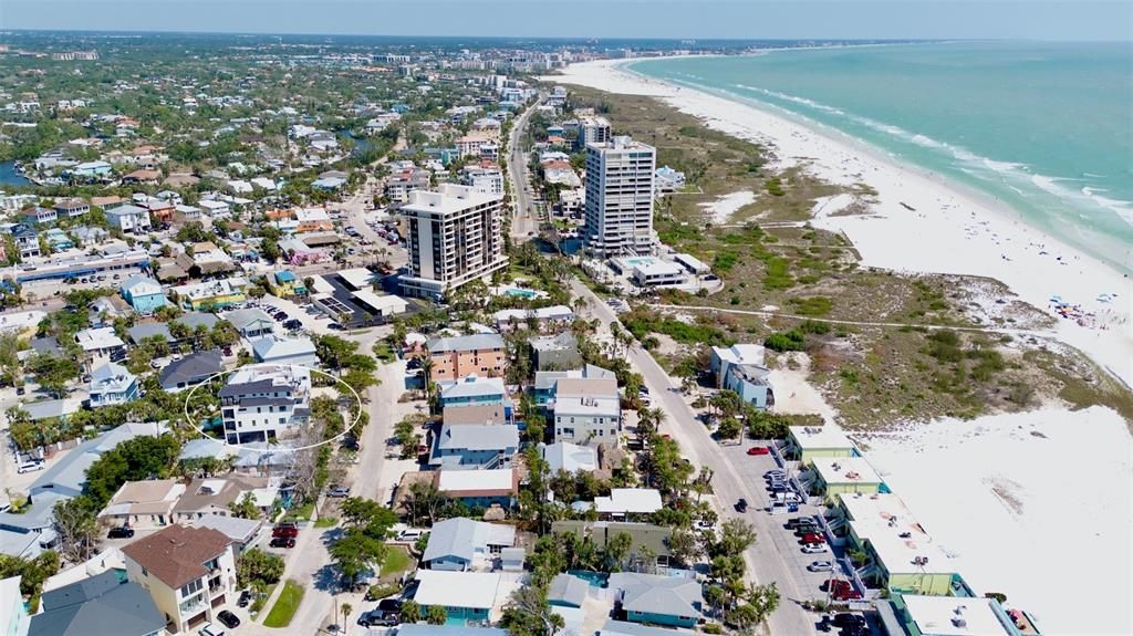 For Sale: $5,290,000 (8 beds, 8 baths, 4380 Square Feet)