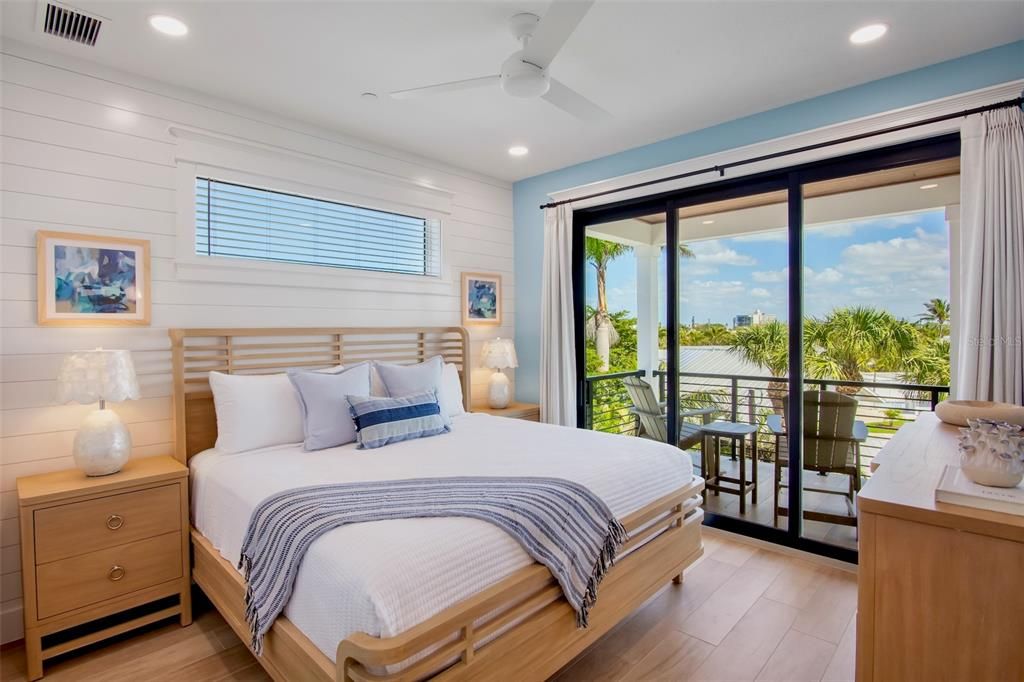 For Sale: $5,290,000 (8 beds, 8 baths, 4380 Square Feet)