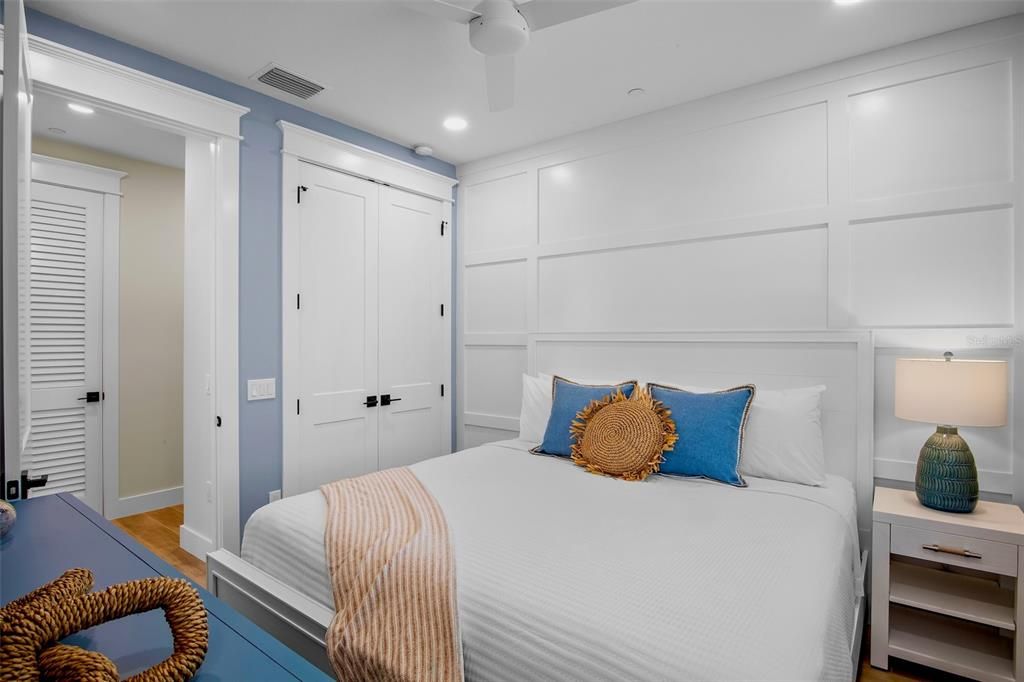 For Sale: $5,290,000 (8 beds, 8 baths, 4380 Square Feet)