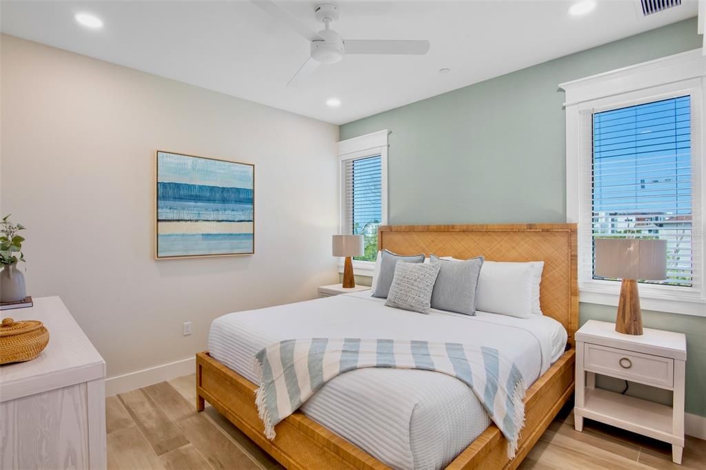 For Sale: $5,290,000 (8 beds, 8 baths, 4380 Square Feet)