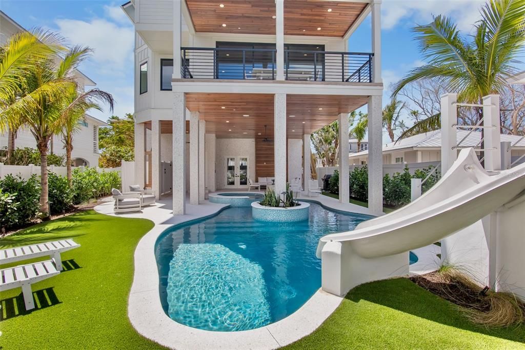 For Sale: $5,290,000 (8 beds, 8 baths, 4380 Square Feet)