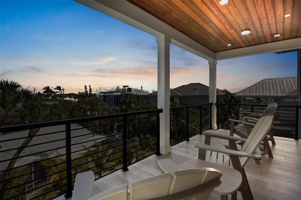 For Sale: $5,290,000 (8 beds, 8 baths, 4380 Square Feet)