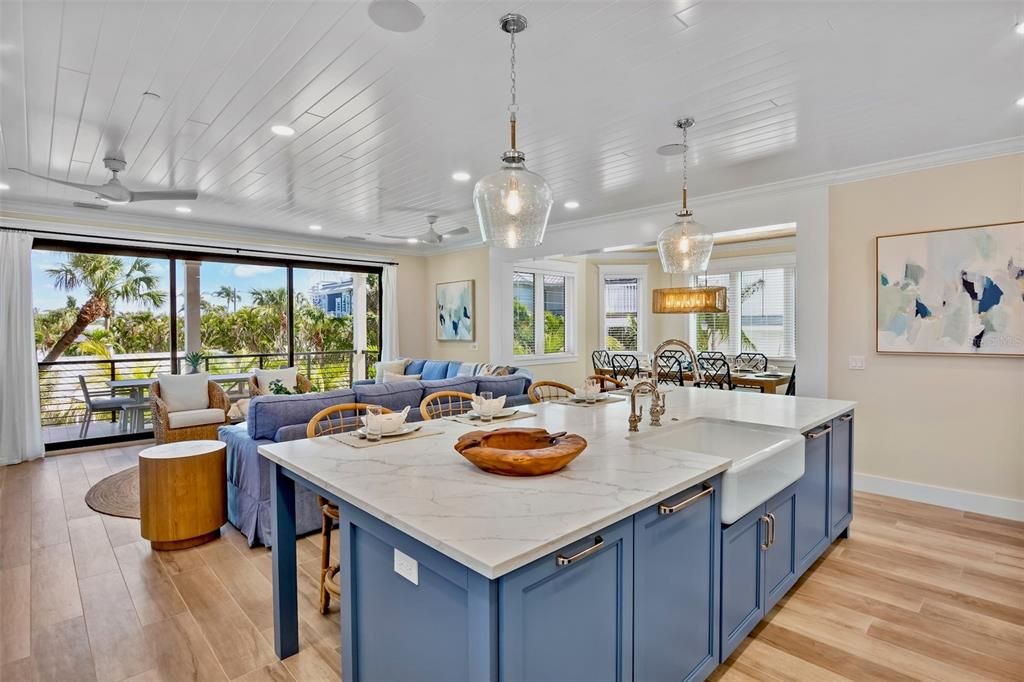 For Sale: $5,290,000 (8 beds, 8 baths, 4380 Square Feet)